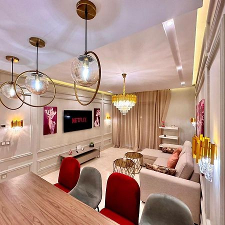 Appartement Luxueux Avec Piscine 10 Minutes Du Centre Ville マラケシュ エクステリア 写真