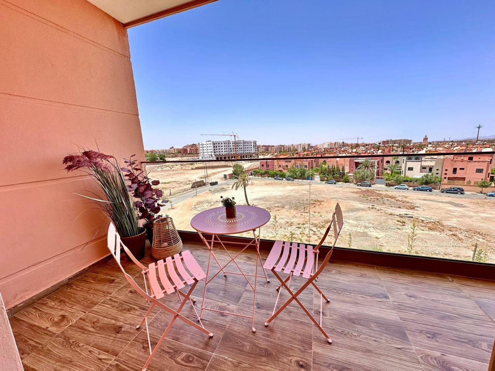 Appartement Luxueux Avec Piscine 10 Minutes Du Centre Ville マラケシュ エクステリア 写真